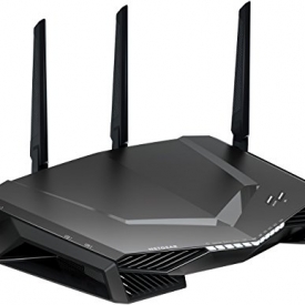 Netgear Router WiFi Gaming, Ottimizzato per Fortnite, COD, FIFA e Tutti i Giochi più Famosi, Router per Fibra Nighthawk Pro Gaming Velocità AC2600